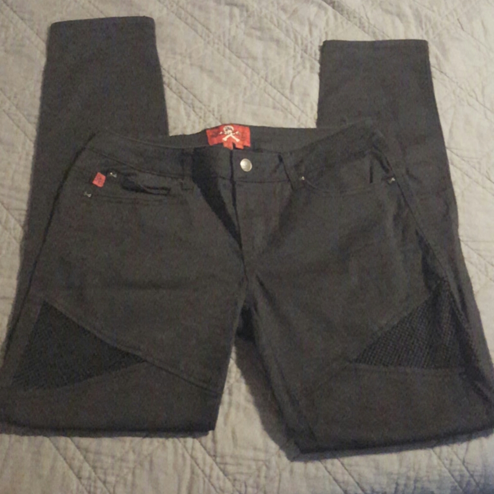 Black Skinny Jeans w/mesh